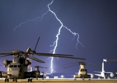 ch53 ch46 lightning strike