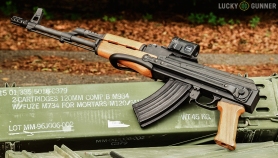AK-47 with underfolding stock